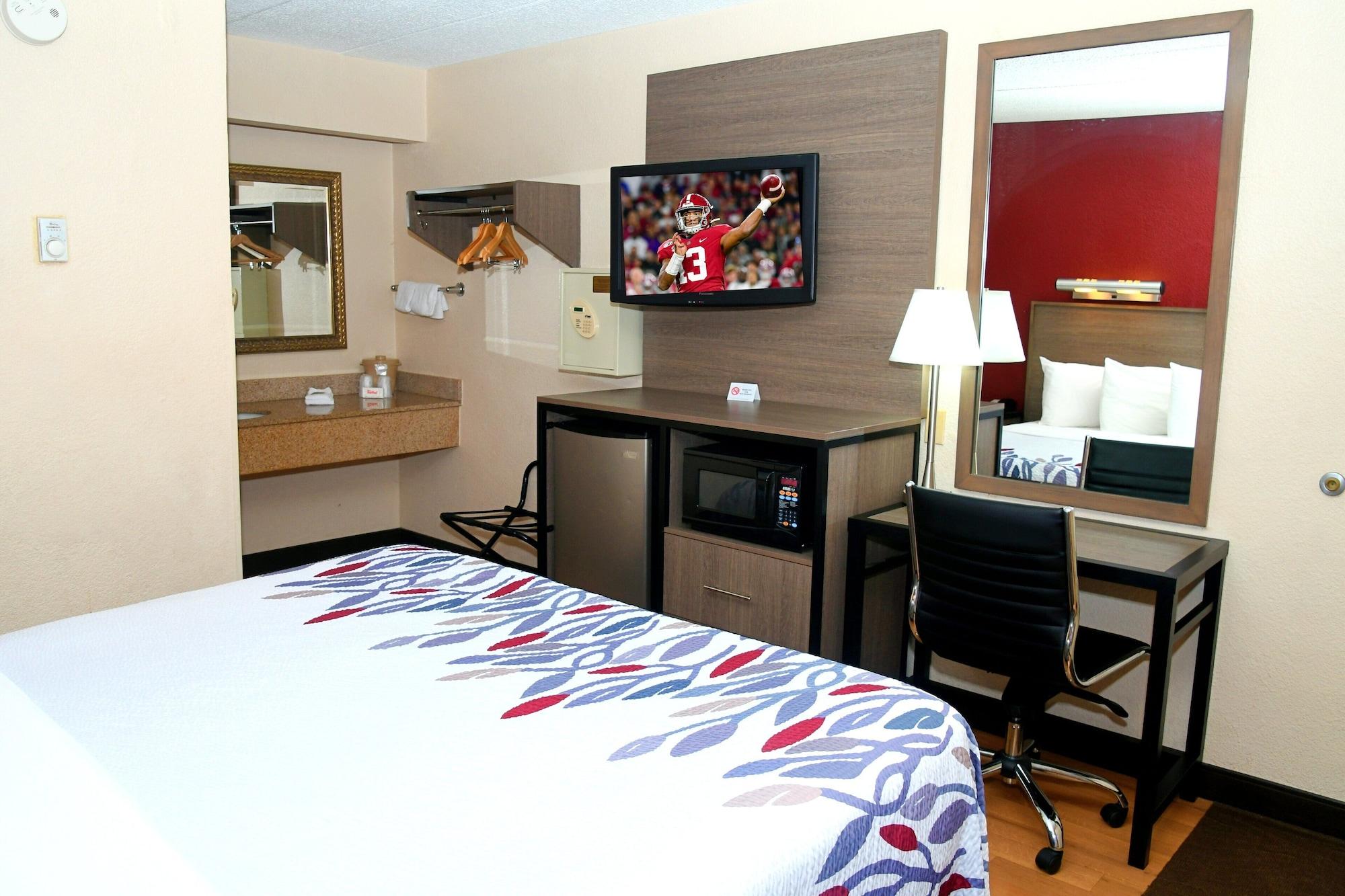 Red Roof Inn Richmond South Екстер'єр фото