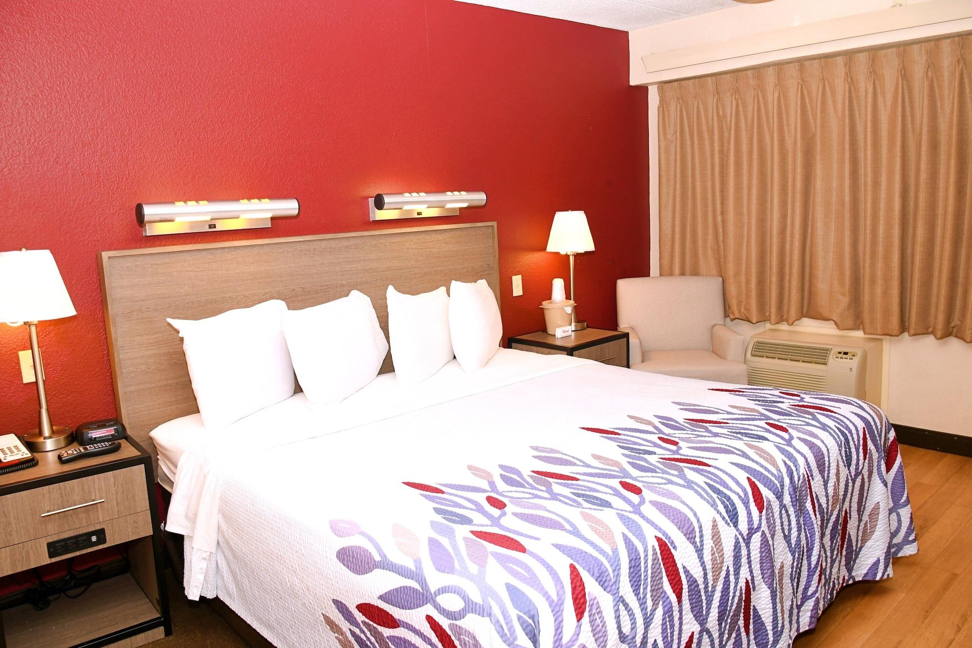 Red Roof Inn Richmond South Екстер'єр фото