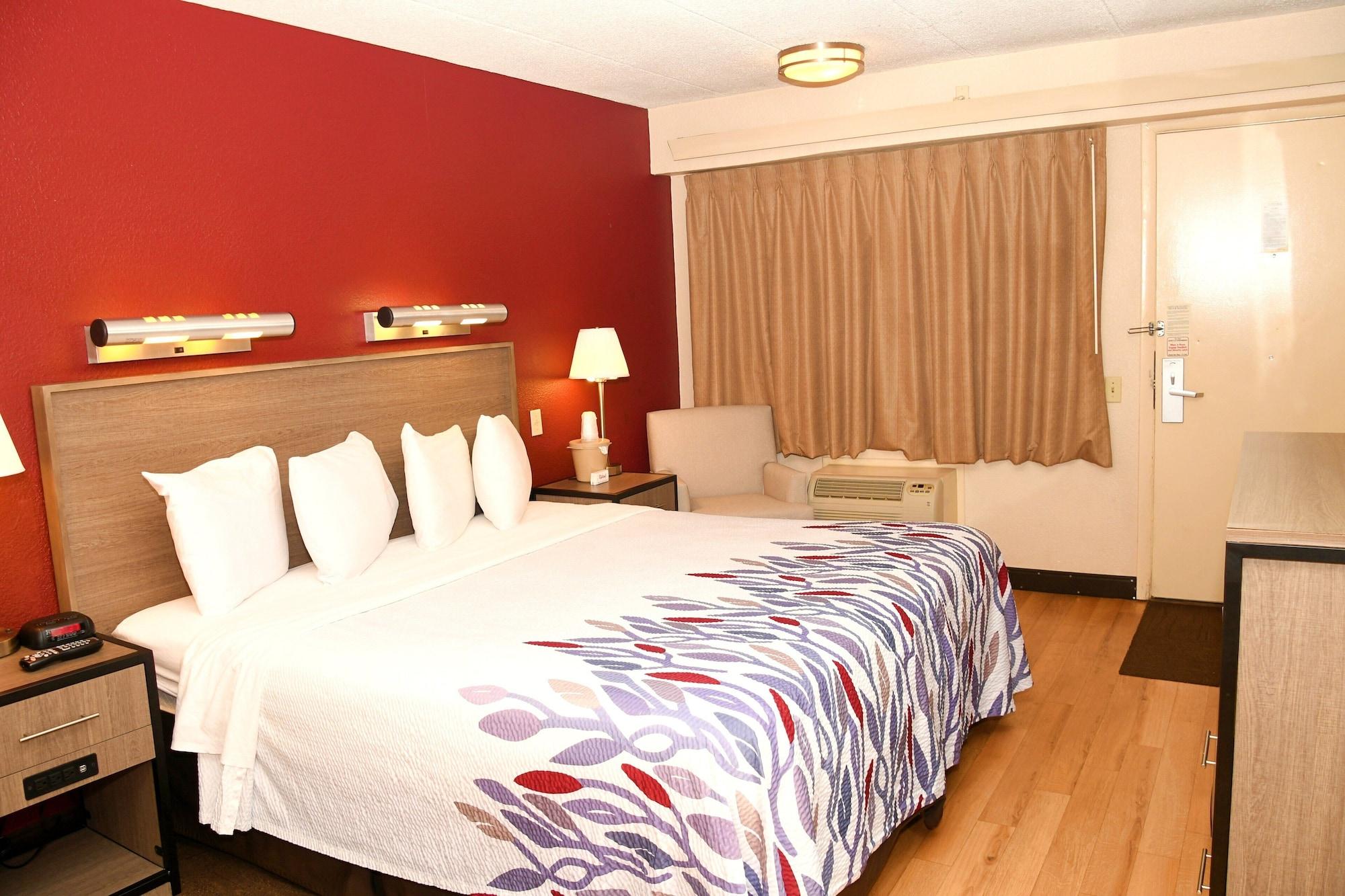 Red Roof Inn Richmond South Екстер'єр фото