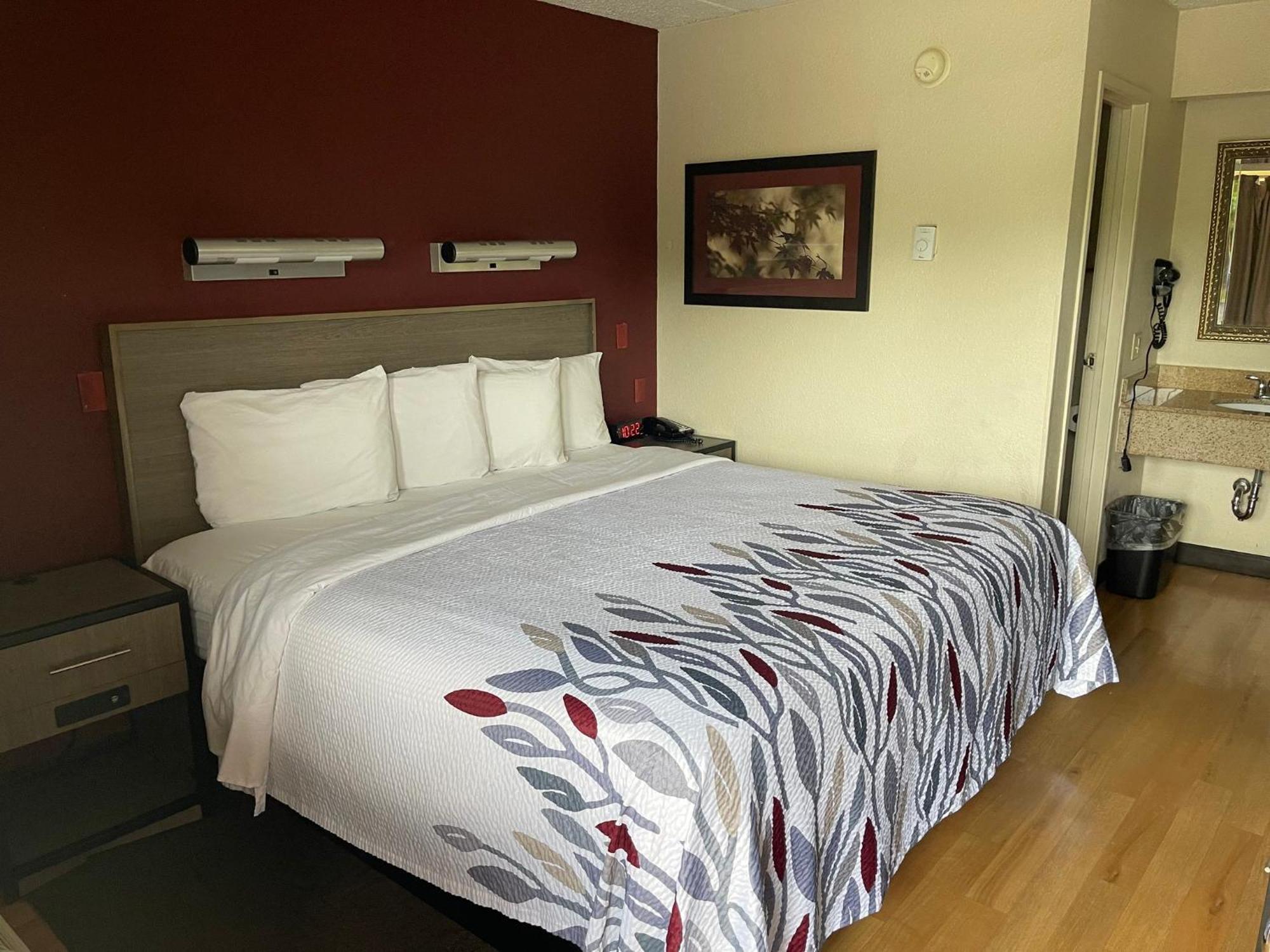 Red Roof Inn Richmond South Екстер'єр фото