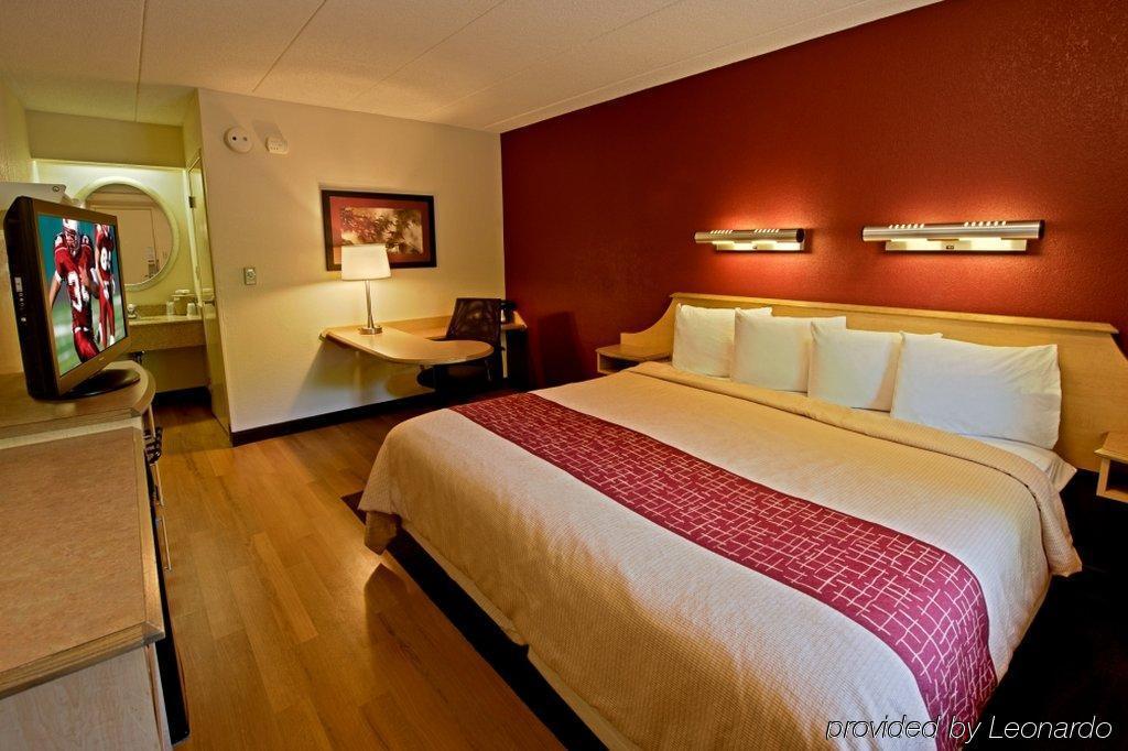Red Roof Inn Richmond South Екстер'єр фото
